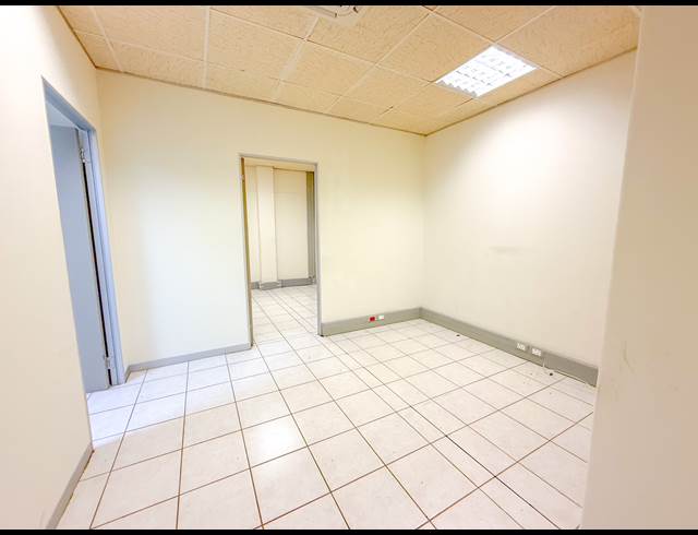 150M² OFFICE TO LET IN EMPANGENI CENTRAL