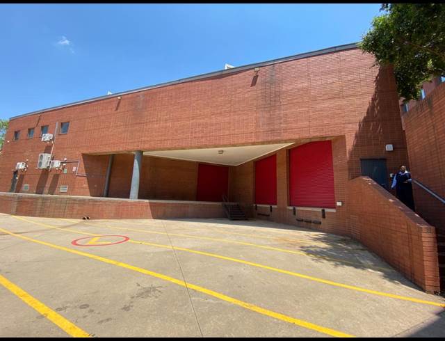 3,229M² WAREHOUSE TO LET IN HALFWAY HOUSE