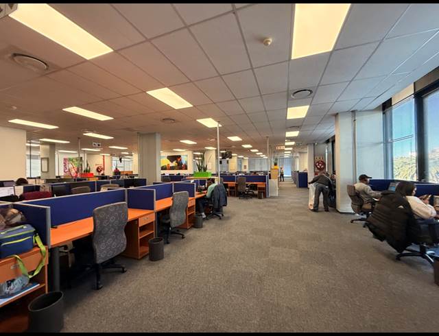 5,141M² OFFICE TO LET IN CAPE TOWN CITY CENTRE
