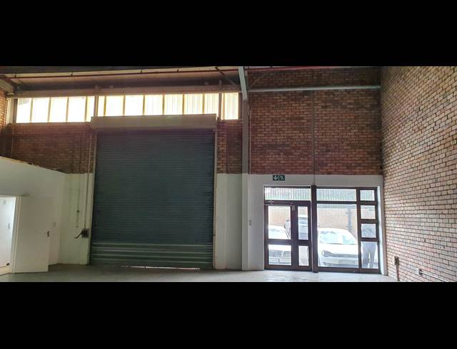 412M² WAREHOUSE TO LET IN MEADOWDALE