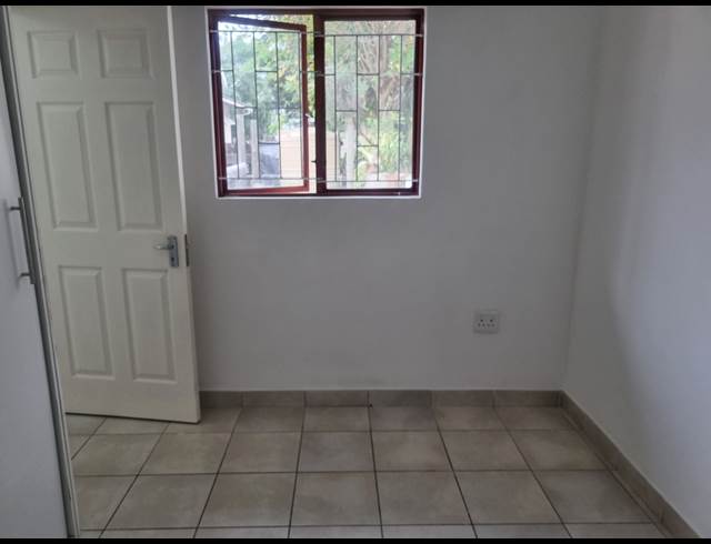 1 BEDROOM APARTMENT TO LET IN UMGENI PARK