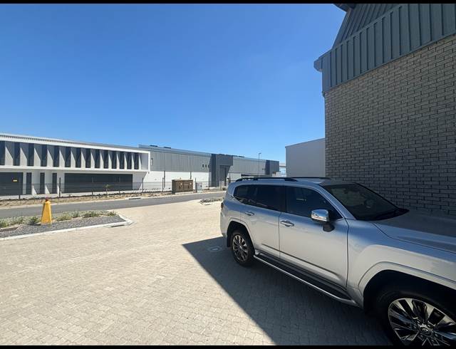 348M² WAREHOUSE TO LET IN FIRGROVE
