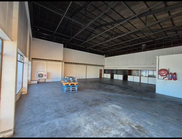 250M² WAREHOUSE TO LET IN PAROW INDUSTRIAL