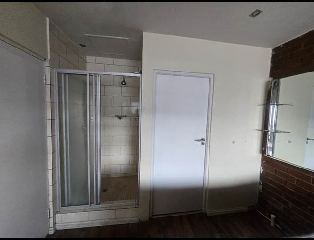 1 BEDROOM PROPERTY TO RENT IN BRAAMFONTEIN