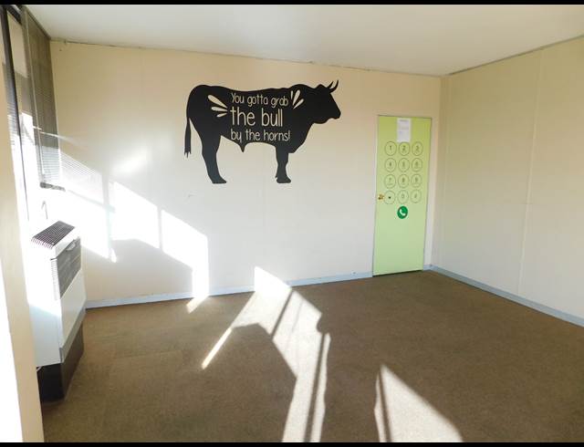 291M² OFFICE TO LET IN FERNDALE