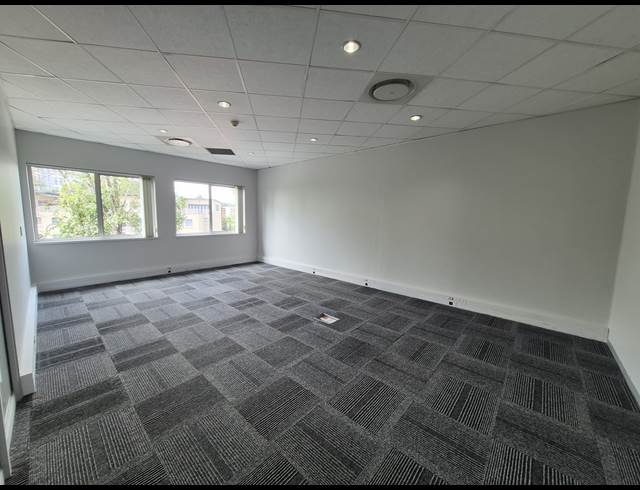 295M² OFFICE TO LET IN SANDTON CENTRAL