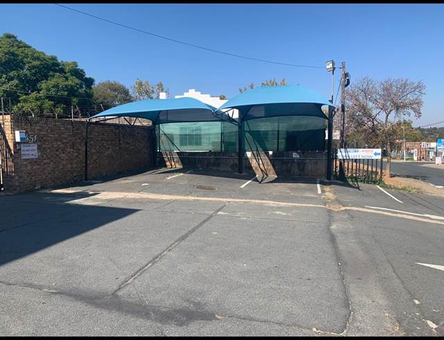 220M² WAREHOUSE TO LET IN FERNDALE