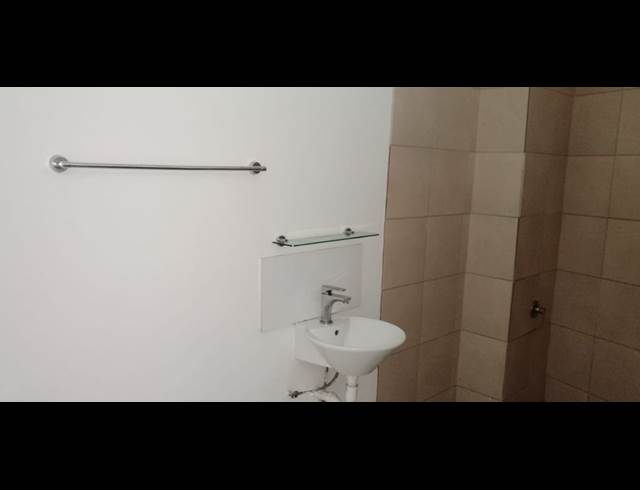 1 bed property to rent in WOODSTOCK