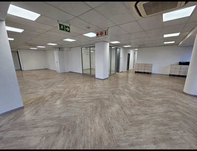 509M² OFFICE TO LET IN CAPE TOWN CITY CENTRE