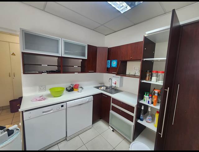 288M² OFFICE TO LET IN CAPE TOWN CITY CENTRE