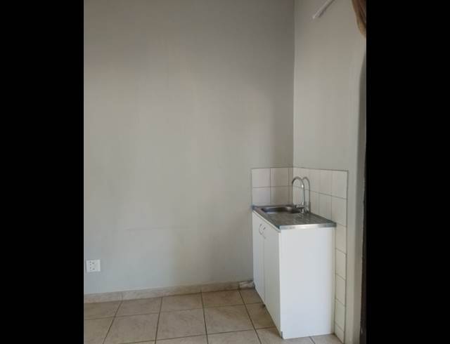 0 bed property to rent in PRESIDENT PARK AH