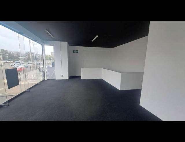 BUSINESS PROPERTY TO RENT IN WINDERMERE