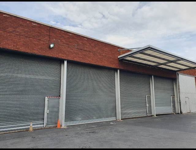 4,228M² FACTORY TO LET IN SACKS CIRCLE INDUSTRIAL