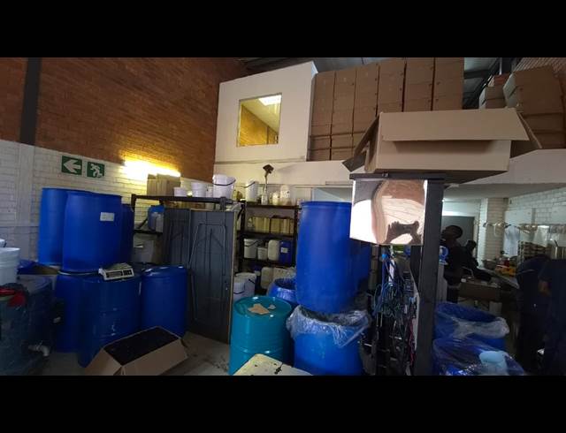 213M² WAREHOUSE TO LET IN HENNOPSPARK