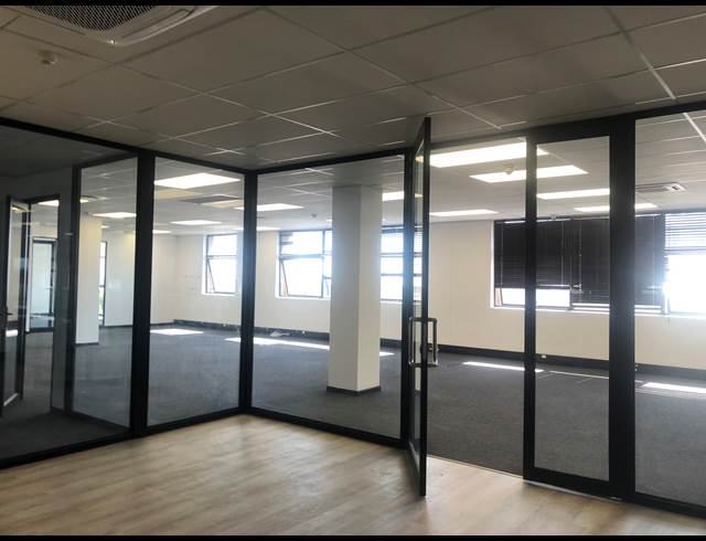 298M² OFFICE TO LET IN SANDHURST