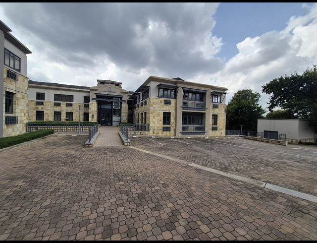 229M² OFFICE TO LET IN SANDTON CENTRAL