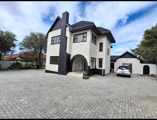 303M² OFFICE RENTED IN NAHOON