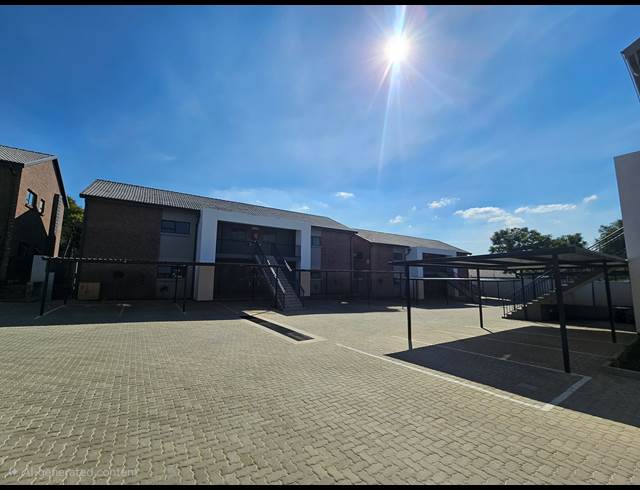 3 BEDROOM APARTMENT TO LET IN BRYANSTON