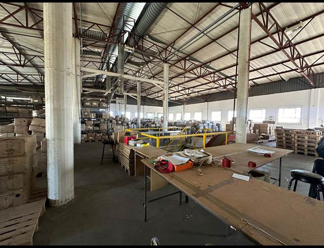 1,116M² WAREHOUSE TO LET IN ROBERTVILLE