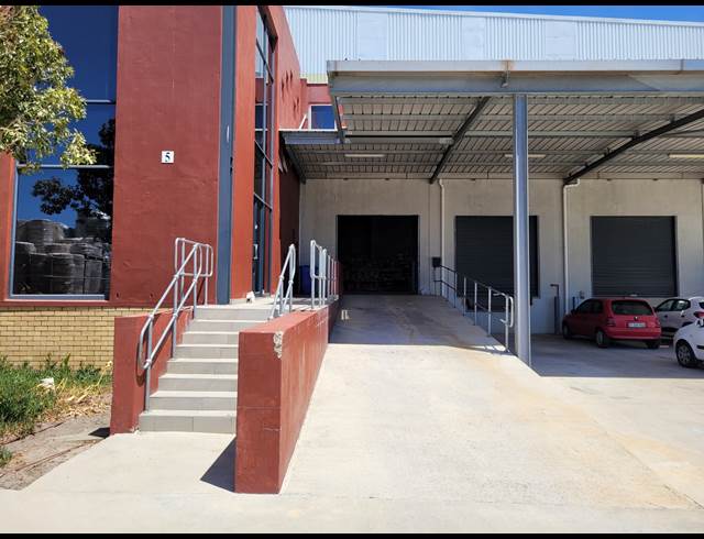 1,312M² WAREHOUSE TO LET IN BRACKENFELL INDUSTRIAL