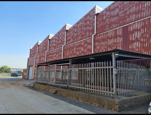 6,189M² WAREHOUSE TO LET IN ROODEKOP