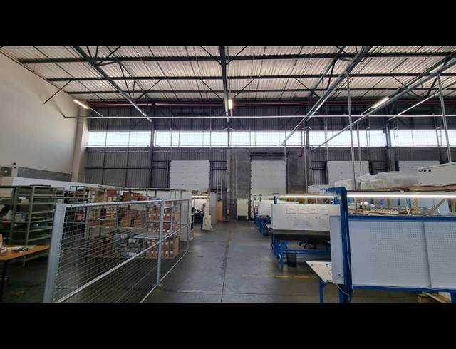 2,052M² WAREHOUSE TO LET IN GLEN MARAIS