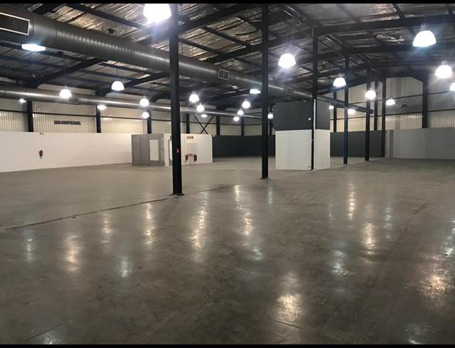 1,400M² WAREHOUSE TO LET IN EASTGATE