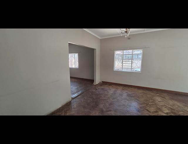 171M² OFFICE TO LET IN NELSPRUIT EXT 1