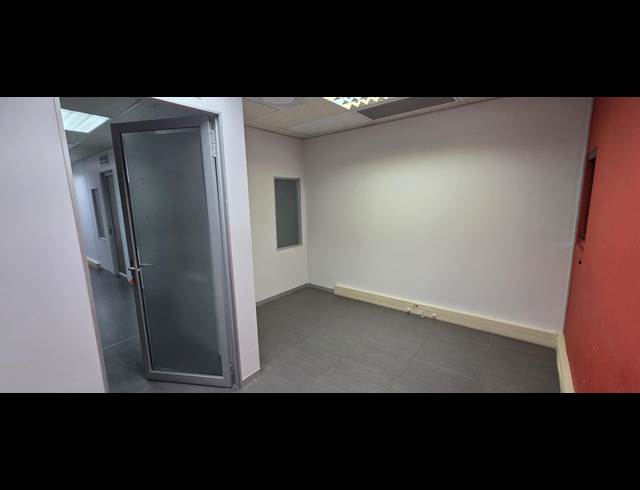 400M² OFFICE TO LET IN NELSPRUIT EXT 1