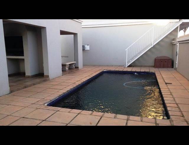 2 BEDROOM PROPERTY TO RENT IN DIE BULT