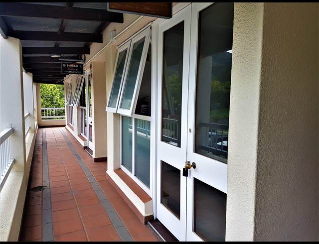 OFFICE PROPERTY TO RENT IN BEACH ESTATE