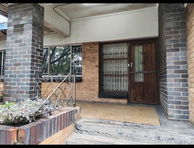 171M² OFFICE TO LET IN NELSPRUIT CENTRAL