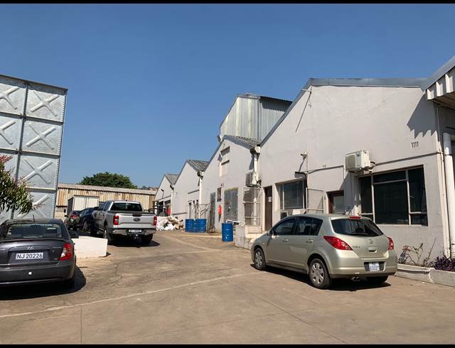 1,481M² FACTORY TO LET IN LOTUSVILLE