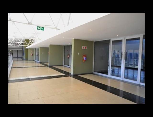 3,000M² WAREHOUSE RENTED IN COEGA
