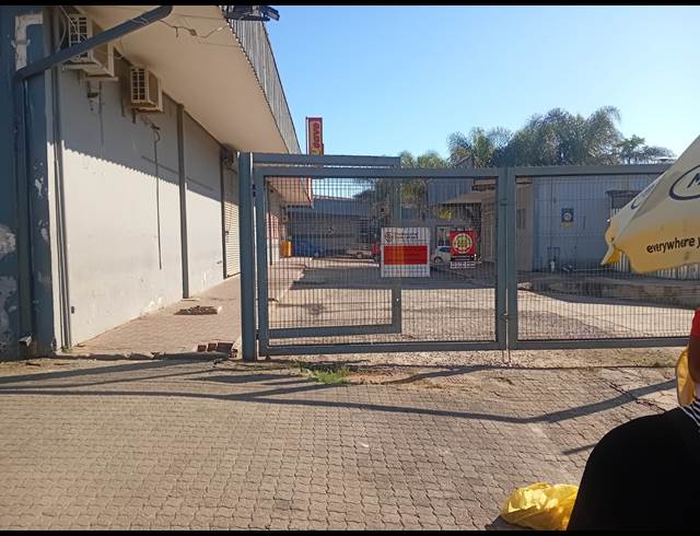 250M² RETAIL TO LET IN WHITE RIVER CENTRAL
