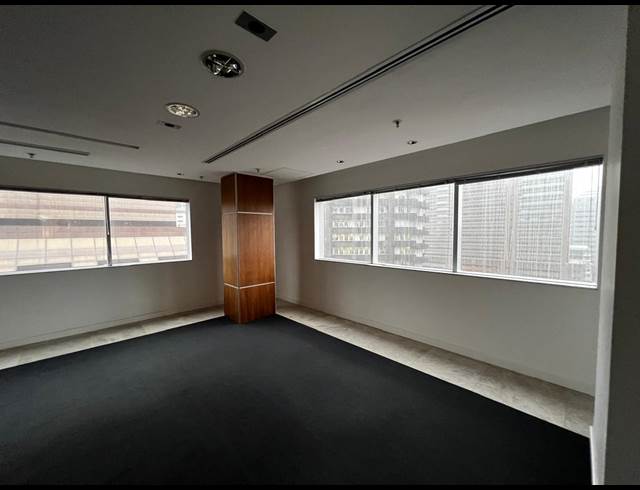 1,010M² OFFICE TO LET IN CAPE TOWN CITY CENTRE