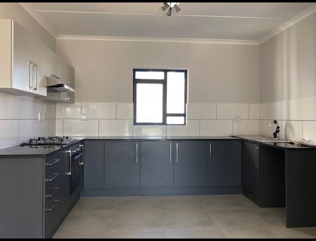 2 BEDROOM PROPERTY TO RENT IN BURGUNDY ESTATE