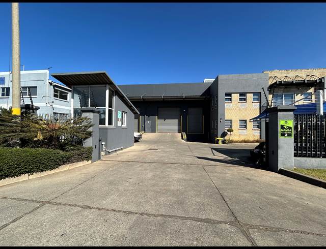 3,302M² WAREHOUSE TO LET IN SPARTAN
