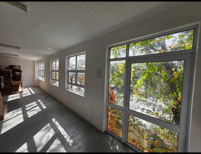 924M² WAREHOUSE TO LET IN GANTS PLAZA