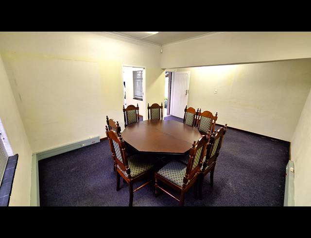 230M² OFFICE TO LET IN NELSPRUIT RURAL