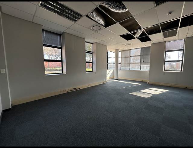 141.60M² OFFICE TO LET IN HIGHVELD TECHNOPARK