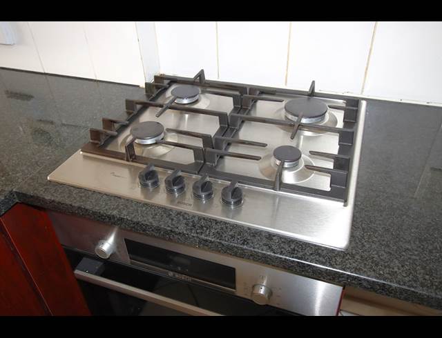 2 Bedroom Apartment Somerset Links