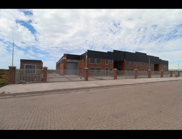 350M² WAREHOUSE TO LET IN SALDANHA INDUSTRIAL