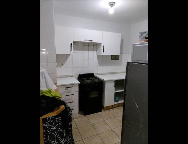 2 BEDROOM PROPERTY TO RENT IN MEER EN SEE