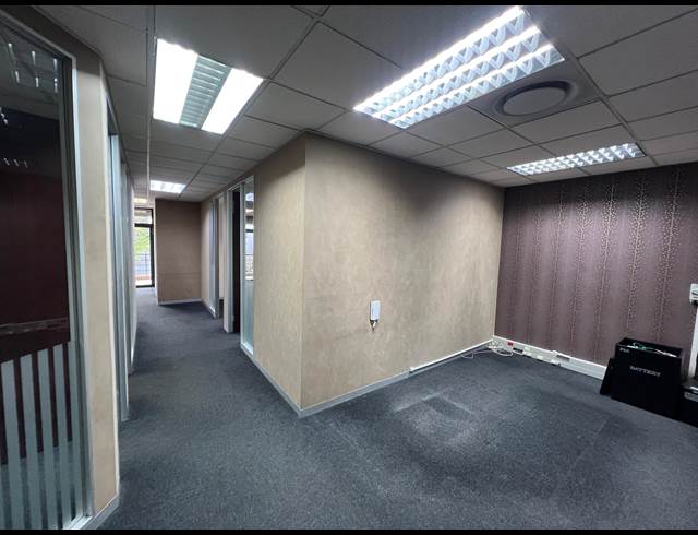 120M² OFFICE TO LET IN UMHLANGA RIDGE