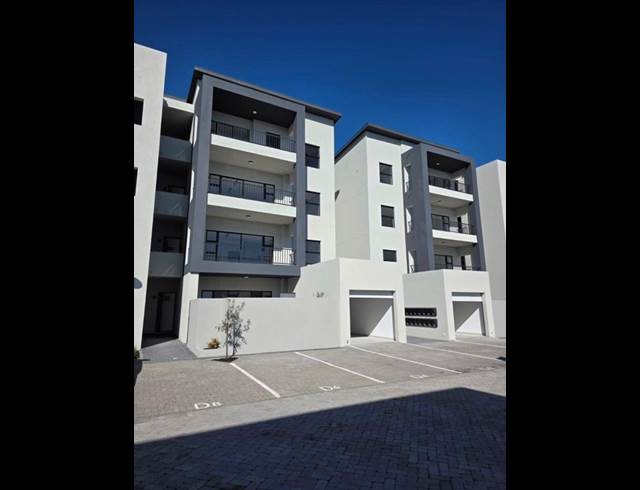 3 BEDROOM APARTMENT TO LET IN SANDOWN