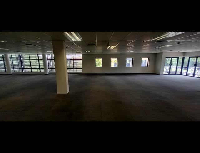 280M² OFFICE TO LET IN EDENBURG
