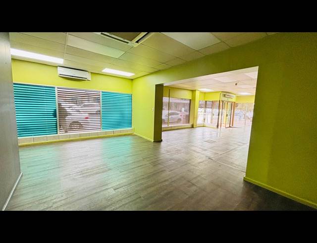 200M² BUILDING TO LET IN KRUGERSDORP CENTRAL