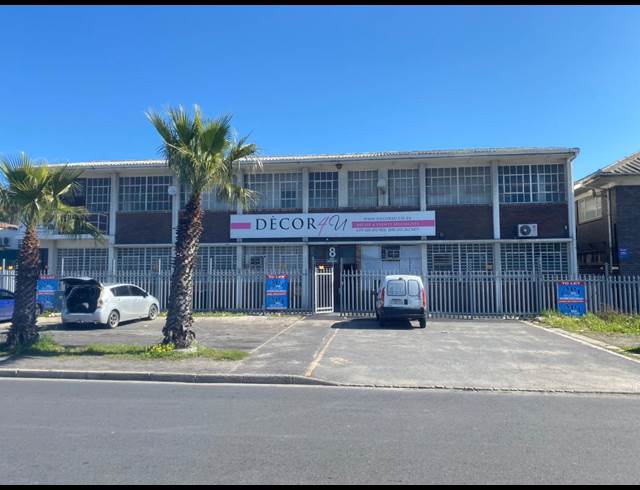 2,118M² WAREHOUSE TO LET IN KENSINGTON