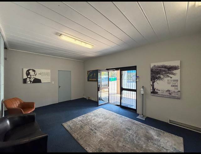 482M² WAREHOUSE TO LET IN KYALAMI